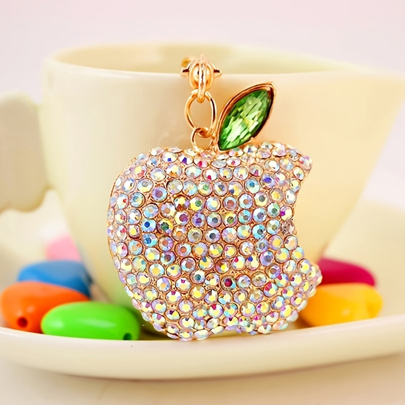 A Cute And Creative Metal Keychain in The Shape of a Diamond-Studded Apple, Perfect As a Gift Or Accessory for Women'S Bags.