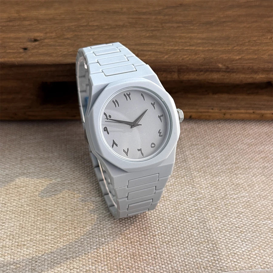 Hot sales in the Middle East high-end plastic men's watch with Arabic numerals neutral casual simple quartz watch