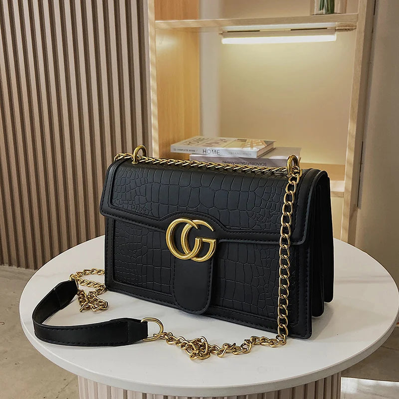 2025 New Designer Bag - Fashion Lightweight Trendy Embossed Chain Bag,