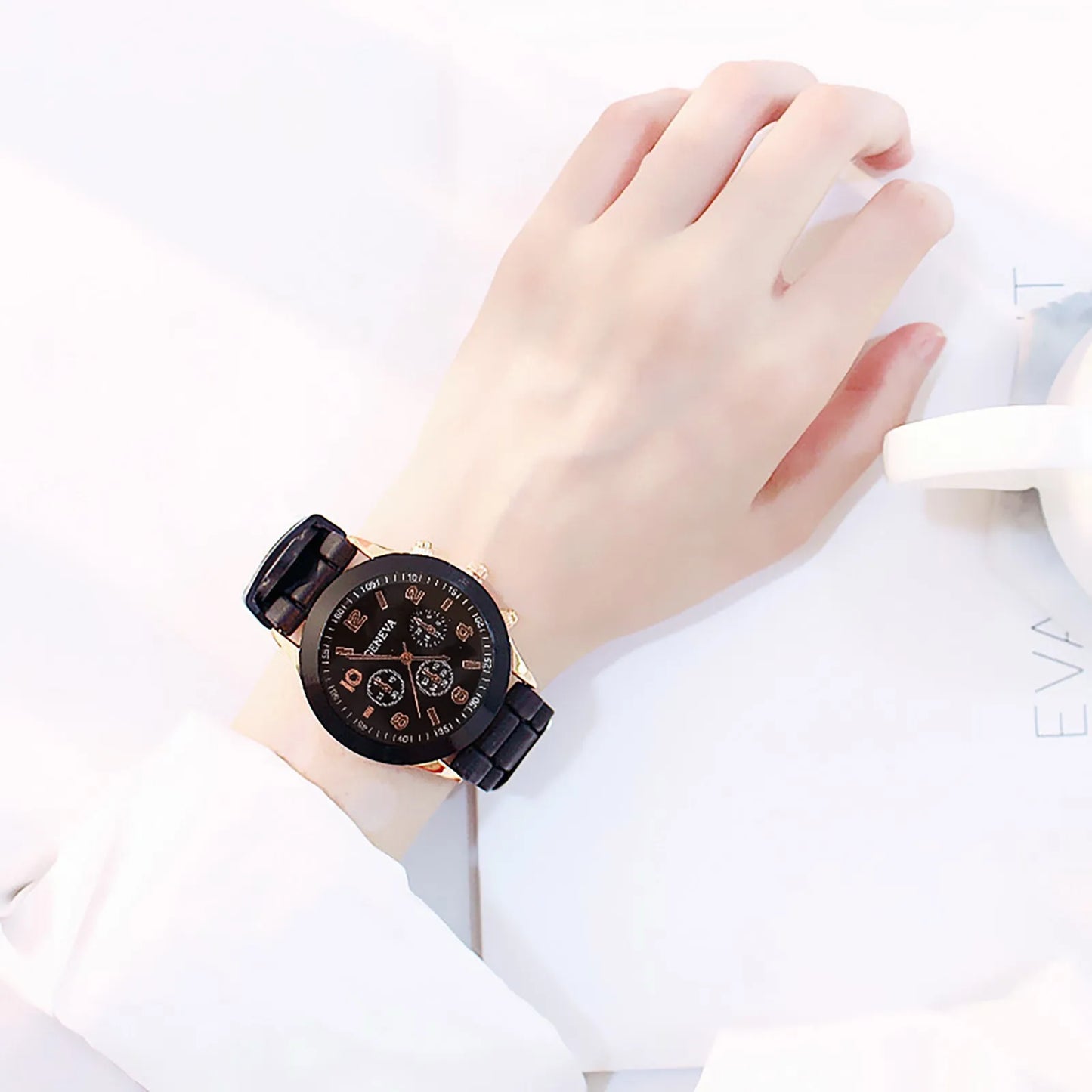 Women Watches 2025 New Fashion Luxury Brand Women's Watch Silicone Strap Quartz Wrist Watch For Female Relogio Feminino Zegarki