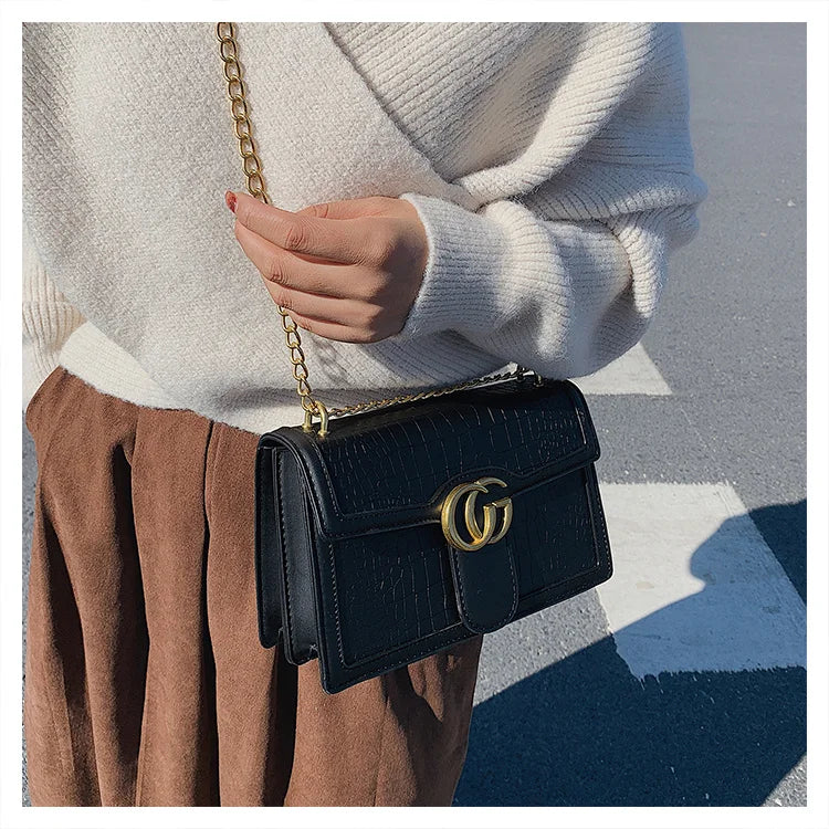 2025 New Designer Bag - Fashion Lightweight Trendy Embossed Chain Bag,
