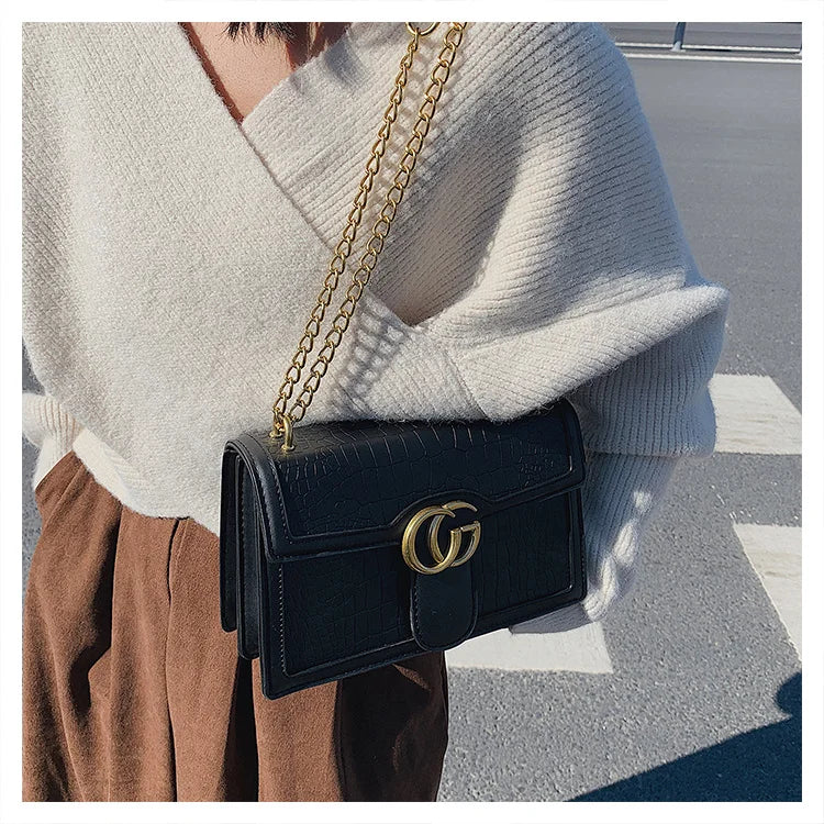 2025 New Designer Bag - Fashion Lightweight Trendy Embossed Chain Bag,