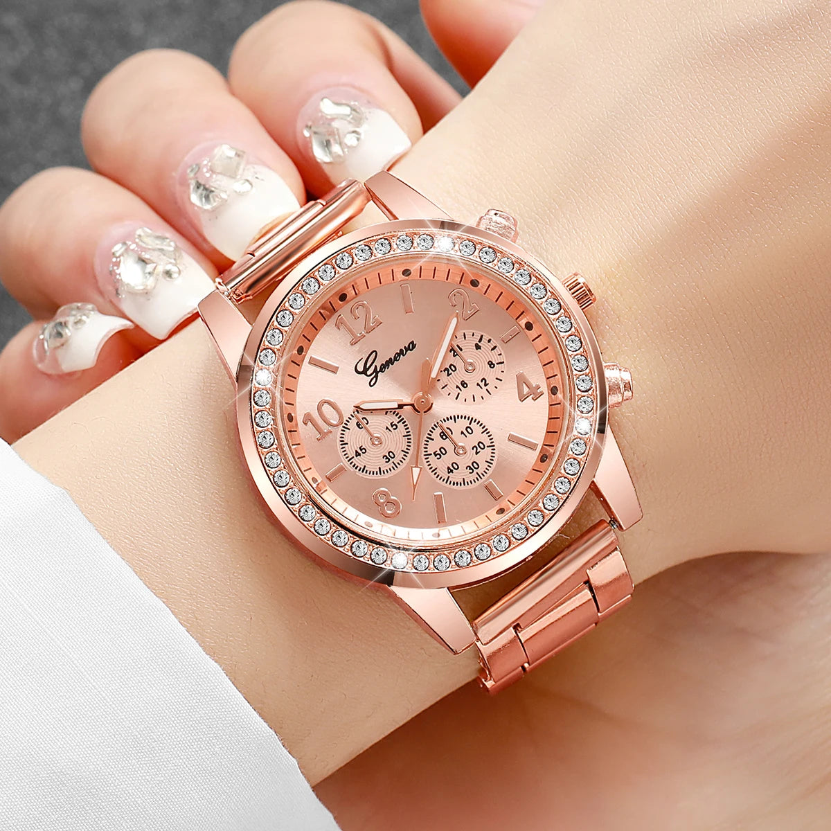 Fashion Rhinestone Women Watches Ladies Alloy Band Arabic Dial Analog Quartz Wrist Watches(Without Box)