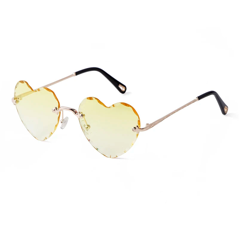Love Heart Shaped Sunglasses Women Brand Design 2025 Rimless Cat Eye Frame 90S Sun Glasses Clear Lens Gradient Shades Gift S335