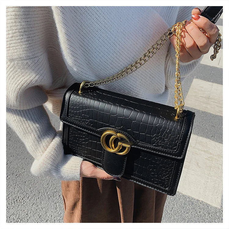 2025 New Designer Bag - Fashion Lightweight Trendy Embossed Chain Bag,