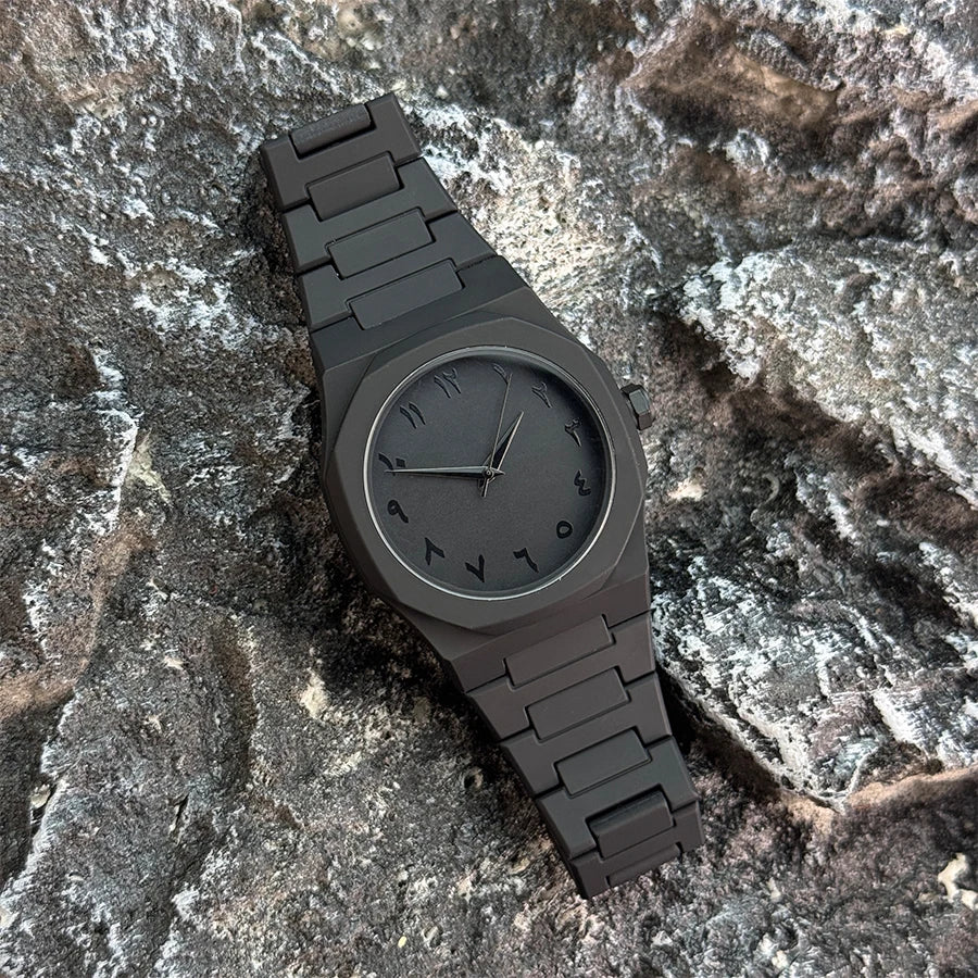 Hot sales in the Middle East high-end plastic men's watch with Arabic numerals neutral casual simple quartz watch