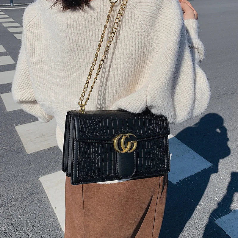2025 New Designer Bag - Fashion Lightweight Trendy Embossed Chain Bag,