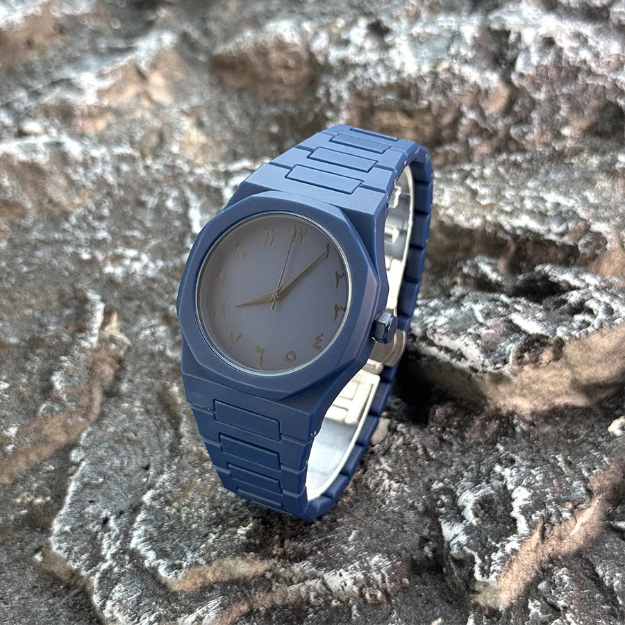 Hot sales in the Middle East high-end plastic men's watch with Arabic numerals neutral casual simple quartz watch