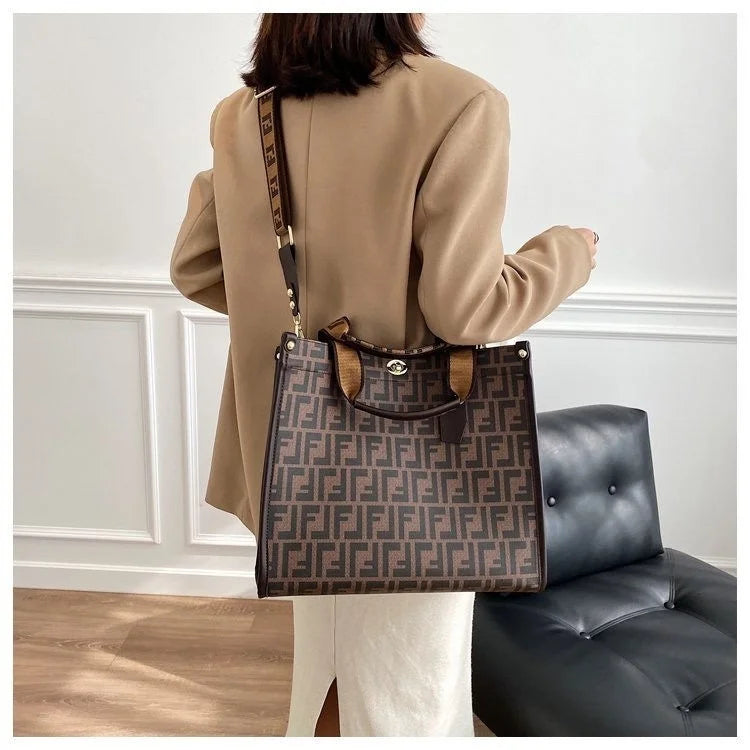 Designer style bag 2025 new style crossbody bag classic high-quality single-s