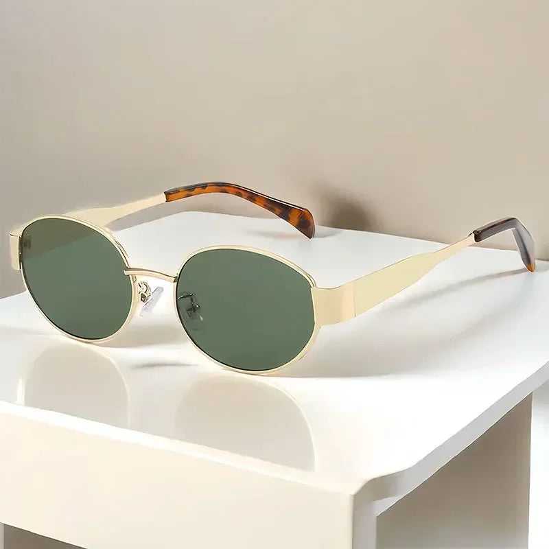 Ladies Classic Vintage New Oval Frame Metal Sunglasses Retro Steampunk Cat Eye Sunglasses UV400 Sunscreen Eyewear for Women
