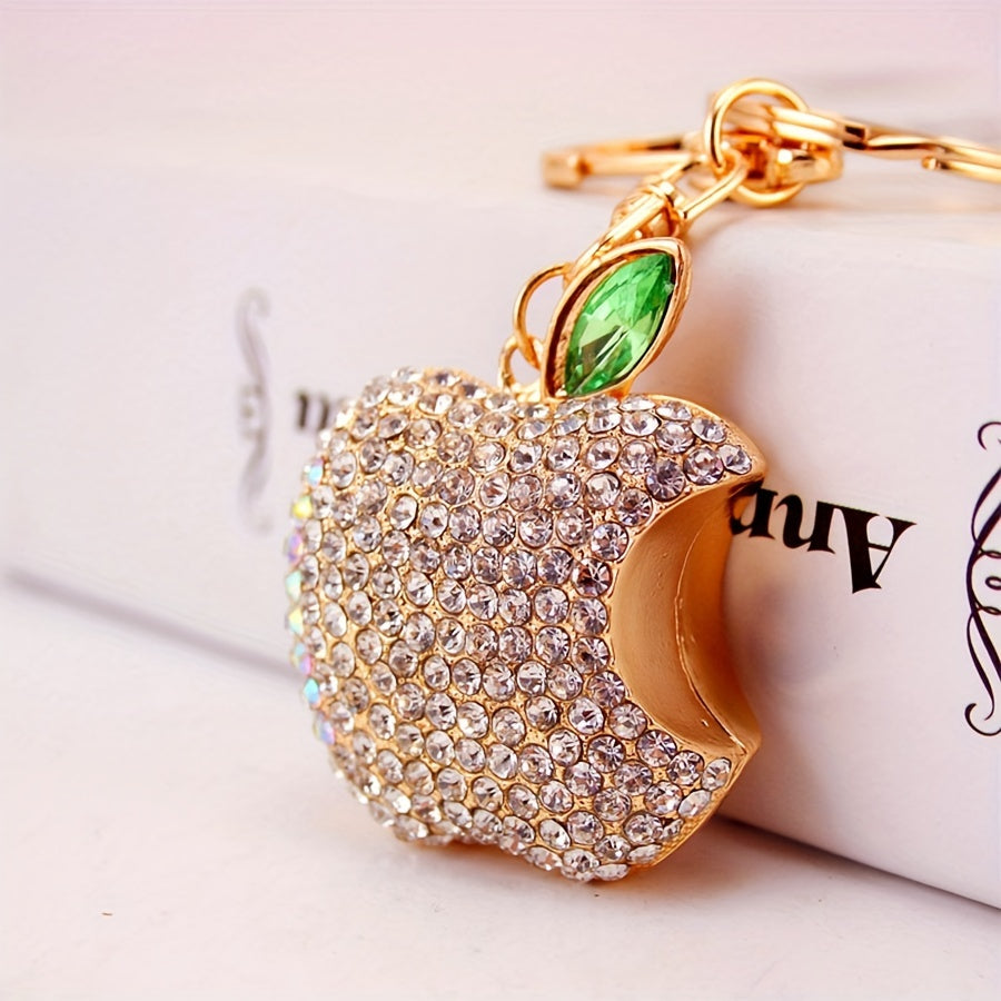 A Cute And Creative Metal Keychain in The Shape of a Diamond-Studded Apple, Perfect As a Gift Or Accessory for Women'S Bags.