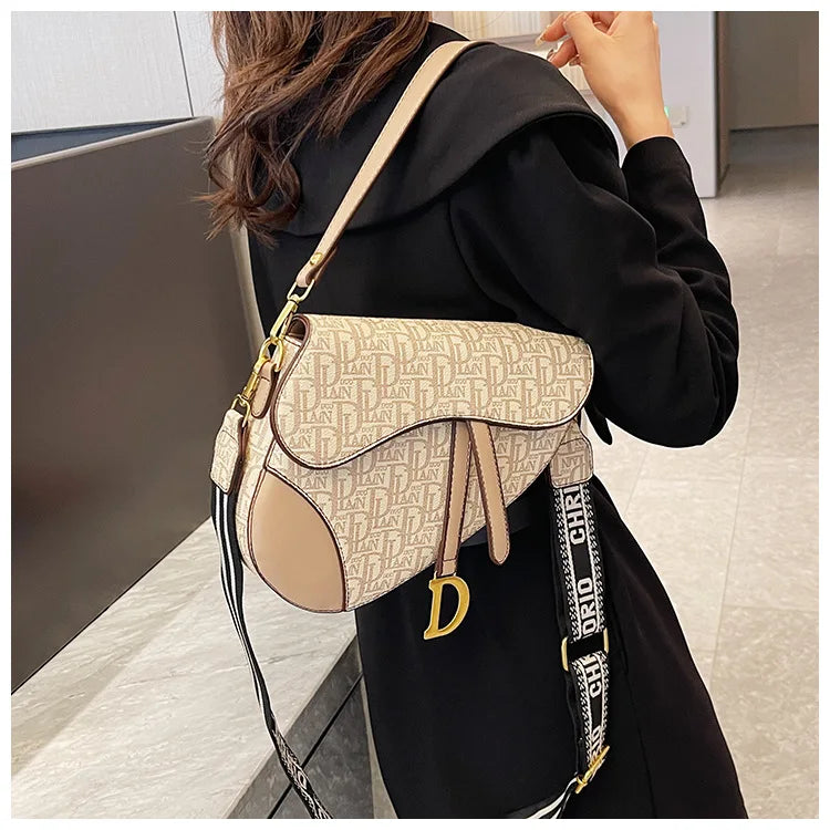 ‌Exclusive Saddle Crossbody Bag for Women -
