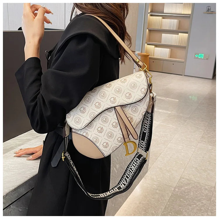 ‌Exclusive Saddle Crossbody Bag for Women -