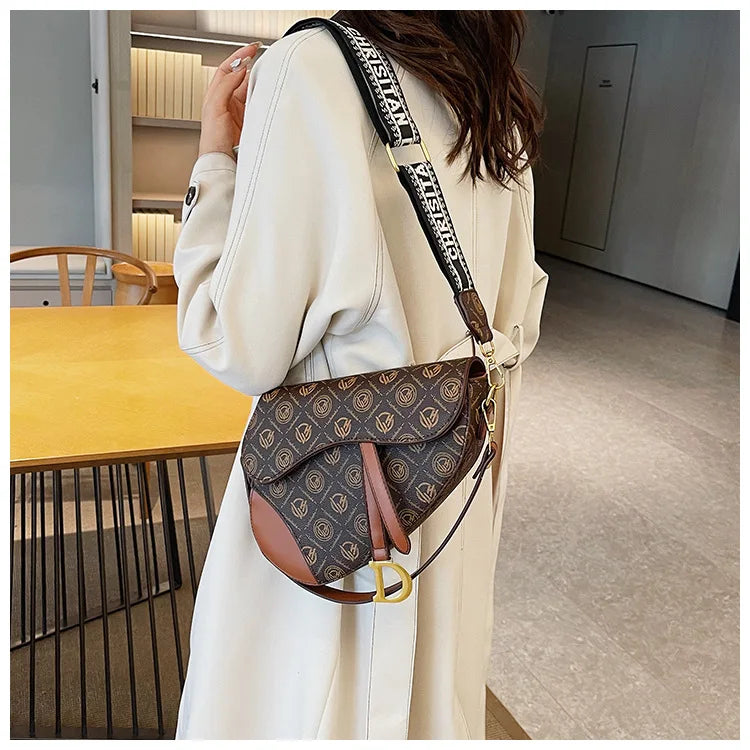 ‌Exclusive Saddle Crossbody Bag for Women -