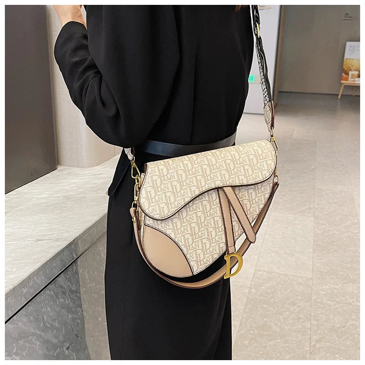 ‌Exclusive Saddle Crossbody Bag for Women -