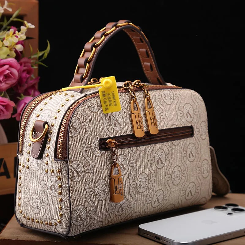 Light luxury brand women's handbag 2025 new autumn and winter fashion retro designer