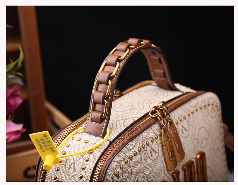 Light luxury brand women's handbag 2025 new autumn and winter fashion retro designer