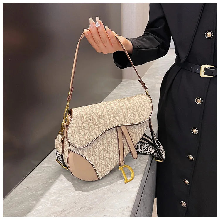 ‌Exclusive Saddle Crossbody Bag for Women -