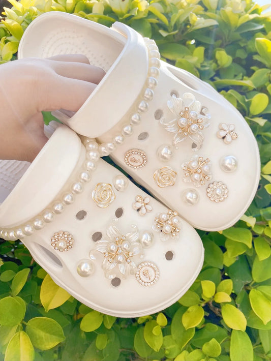 20 white camellias, ABS pearl chain DIY detachable shoe accessories, suitable for women sandals, slippers, beach bag multi-funct