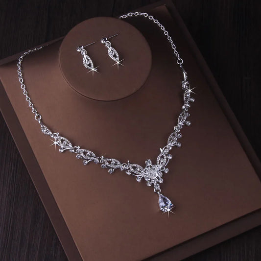 New minimalist style bridal accessories, wedding accessories, chain necklaces, earring sets, chain bridal accessories, wedding d